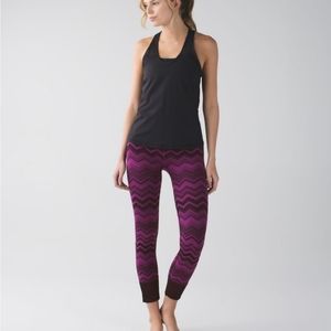 Lululemon ebb to street compression leggings sz 4 violet zigzag NWOT!